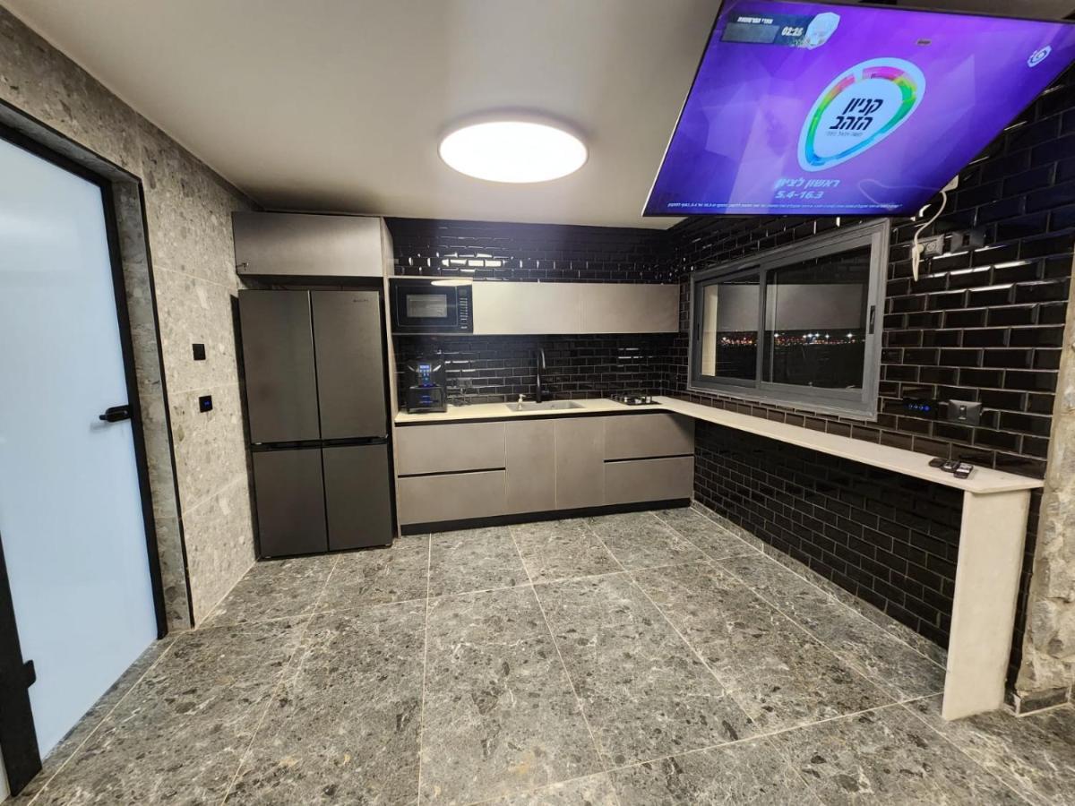 מבנים בים 75 Suites At Sea Haifa Ngoại thất bức ảnh