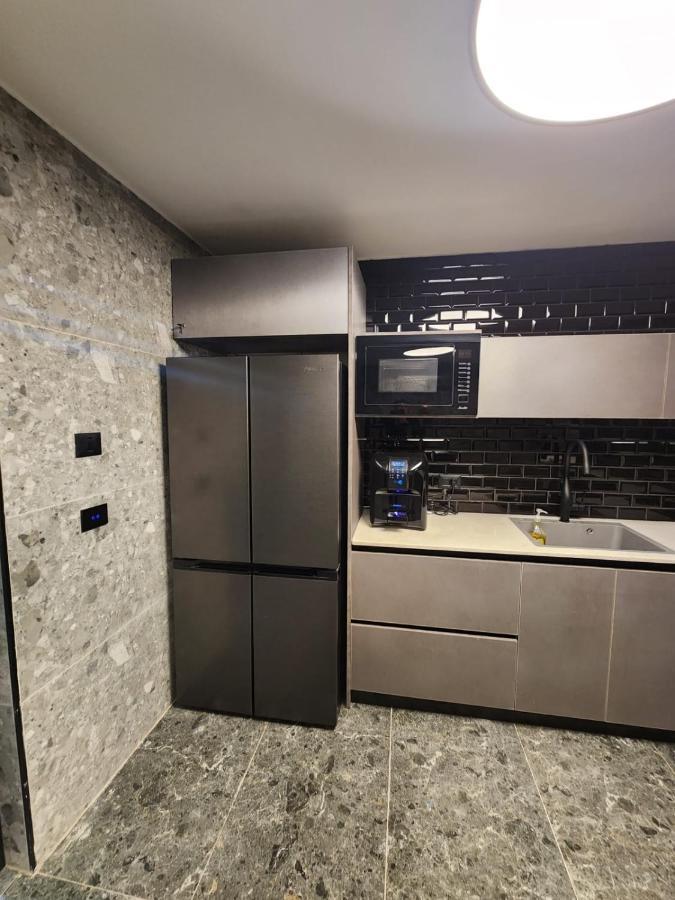 מבנים בים 75 Suites At Sea Haifa Ngoại thất bức ảnh